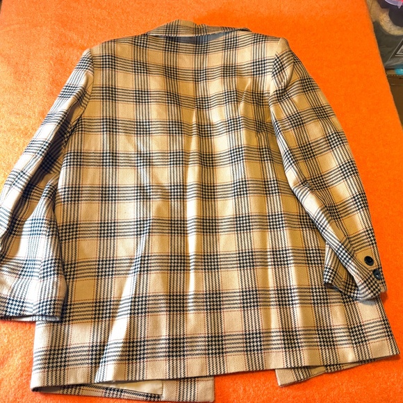 Vintage D’Allaird’s Pure Wool Prince of Wales plaid blazer made in Canada EUC - Picture 12 of 12